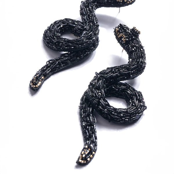 Boa Earrings Black