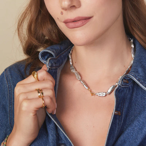 LEIGHTON PEARL NECKLACE DOVE GREY