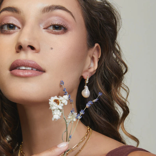 MAIA PEARL EARRINGS