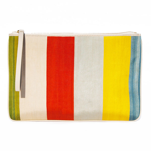 The Destination Travel Clutch Grand Yacizi