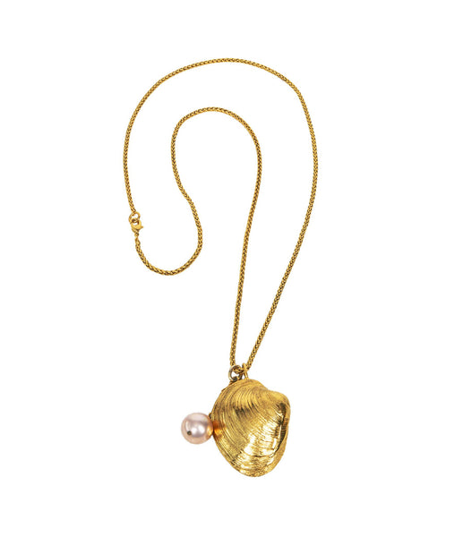 Small Clam Necklace Gold